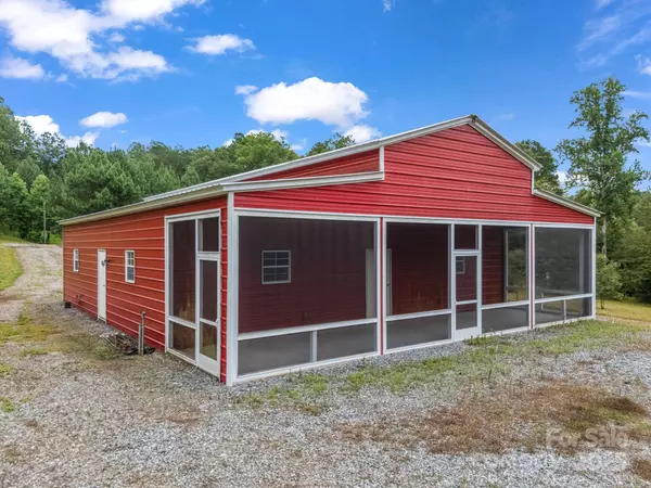 Lake Lure, NC 28746,3377 Bills Creek RD