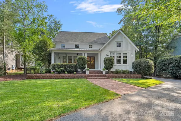 Davidson, NC 28036,229 Brook ST