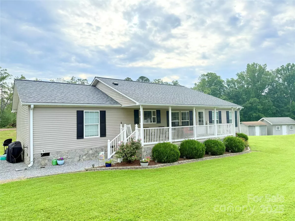 Marion, NC 28752,345 Mount Pleasant Church RD