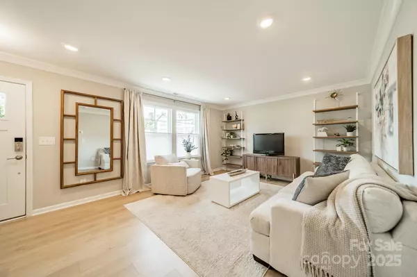 Charlotte, NC 28205,5013 Nestling Spring ST