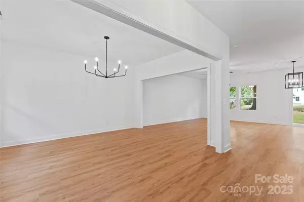 Harrisburg, NC 28075,329 Henderson CIR