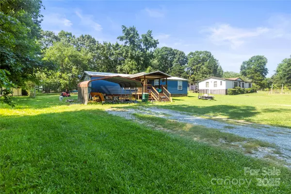 1026 Arrowhead CIR, Salisbury, NC 28146