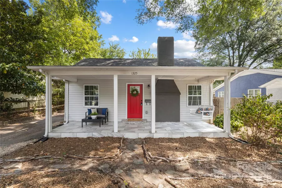 1325 Shamrock DR, Charlotte, NC 28205