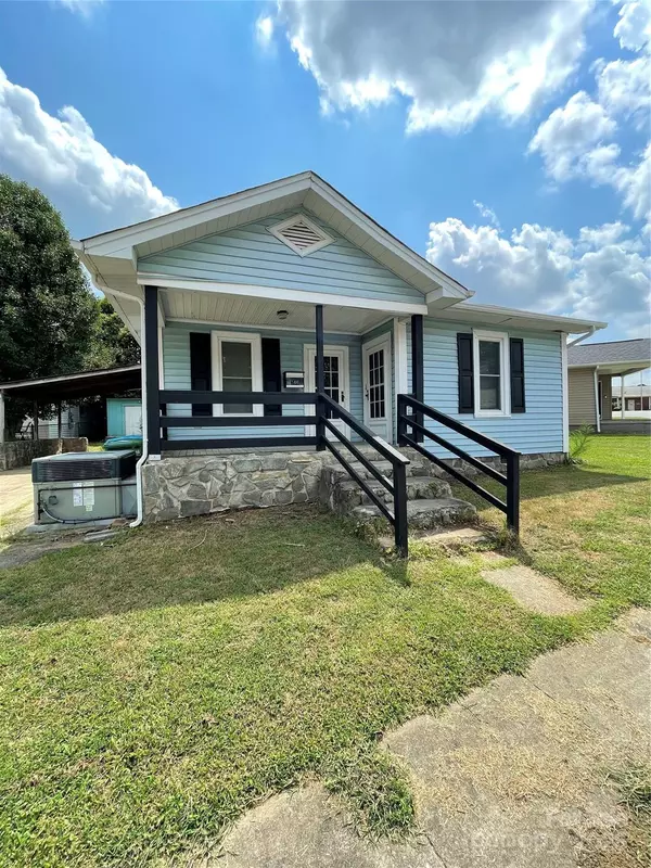346 Mayflower AVE, Cramerton, NC 28032