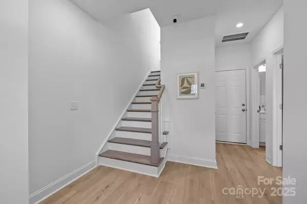 Charlotte, NC 28278,3220 Drift ST #54 End