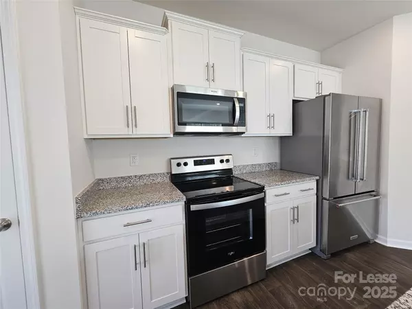 Charlotte, NC 28216,8114 Murray Branch DR