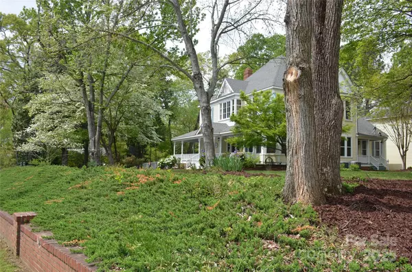 Albemarle, NC 28001,427 Pee Dee AVE