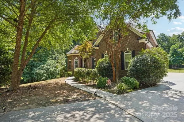 Stanley, NC 28164,516 Shady Oaks DR #11