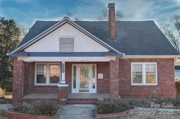 Charlotte, NC 28204,610 Hawthorne LN