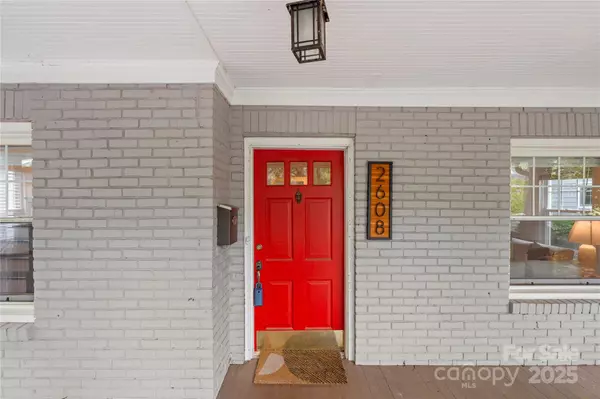 Charlotte, NC 28205,2608 Laburnum AVE