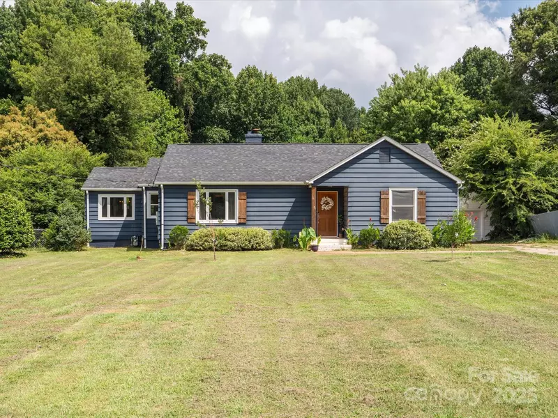 7210 Tuckaseegee RD, Charlotte, NC 28214
