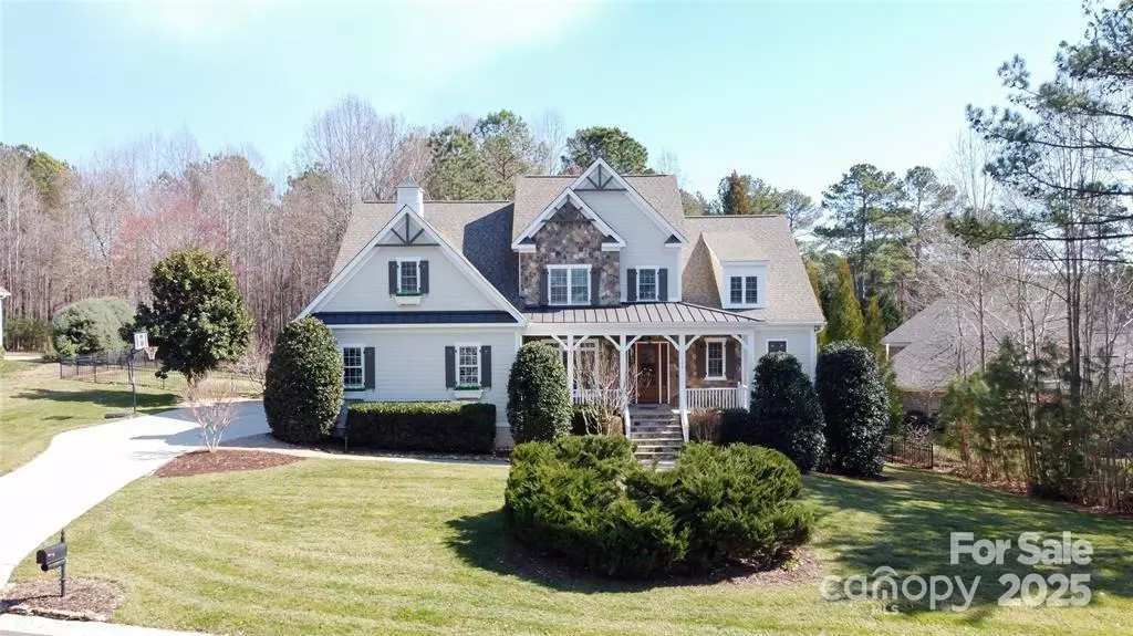 152 Bay Shore LOOP, Mooresville, NC 28117
