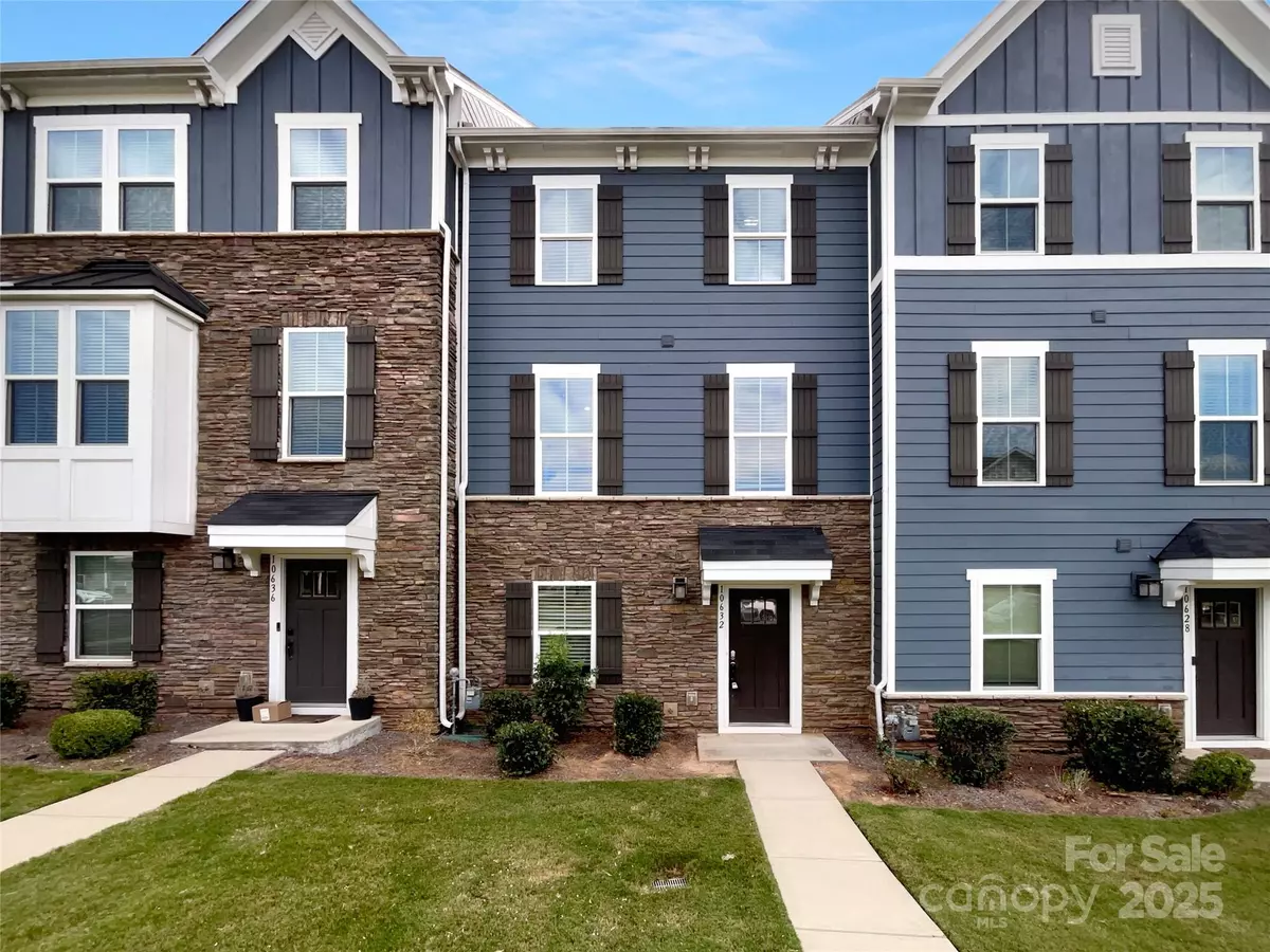 Charlotte, NC 28216,10632 Overlook Mountain DR
