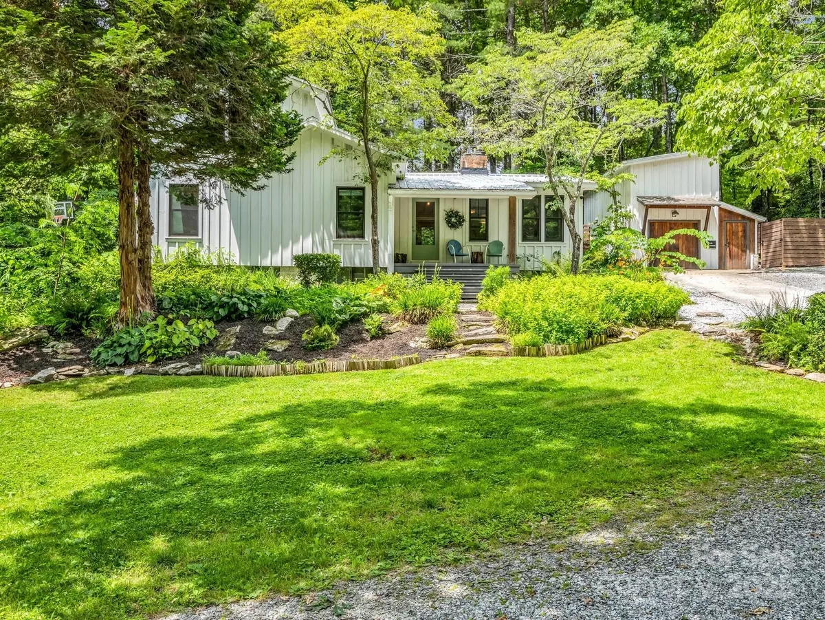 Hendersonville, NC 28739,2525 Kanuga RD