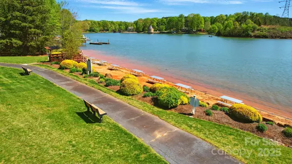 Denver, NC 28037,7288 Pine Ridge DR