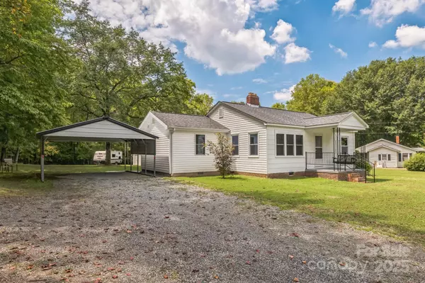 Gastonia, NC 28056,4729 Hickory Grove RD