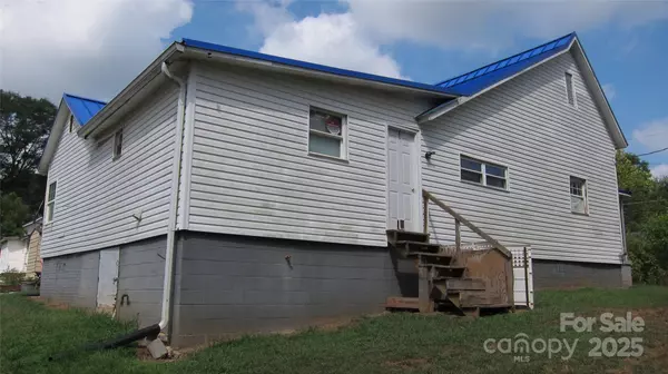 Mooresboro, NC 28114,127 Hill ST