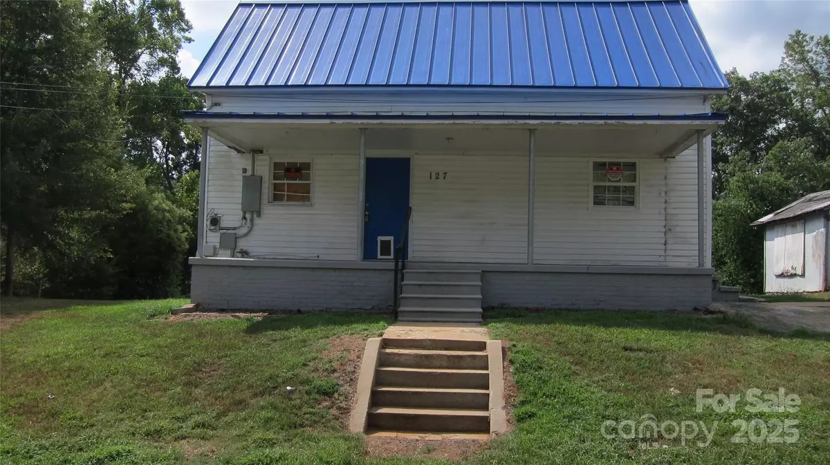 Mooresboro, NC 28114,127 Hill ST