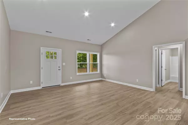 Olin, NC 28660,986 Tabor RD