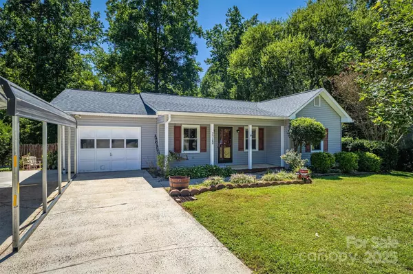 Conover, NC 28613,3318 Danial ST