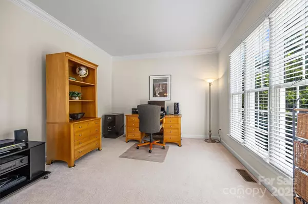 Tega Cay, SC 29708,3052 River Bend DR