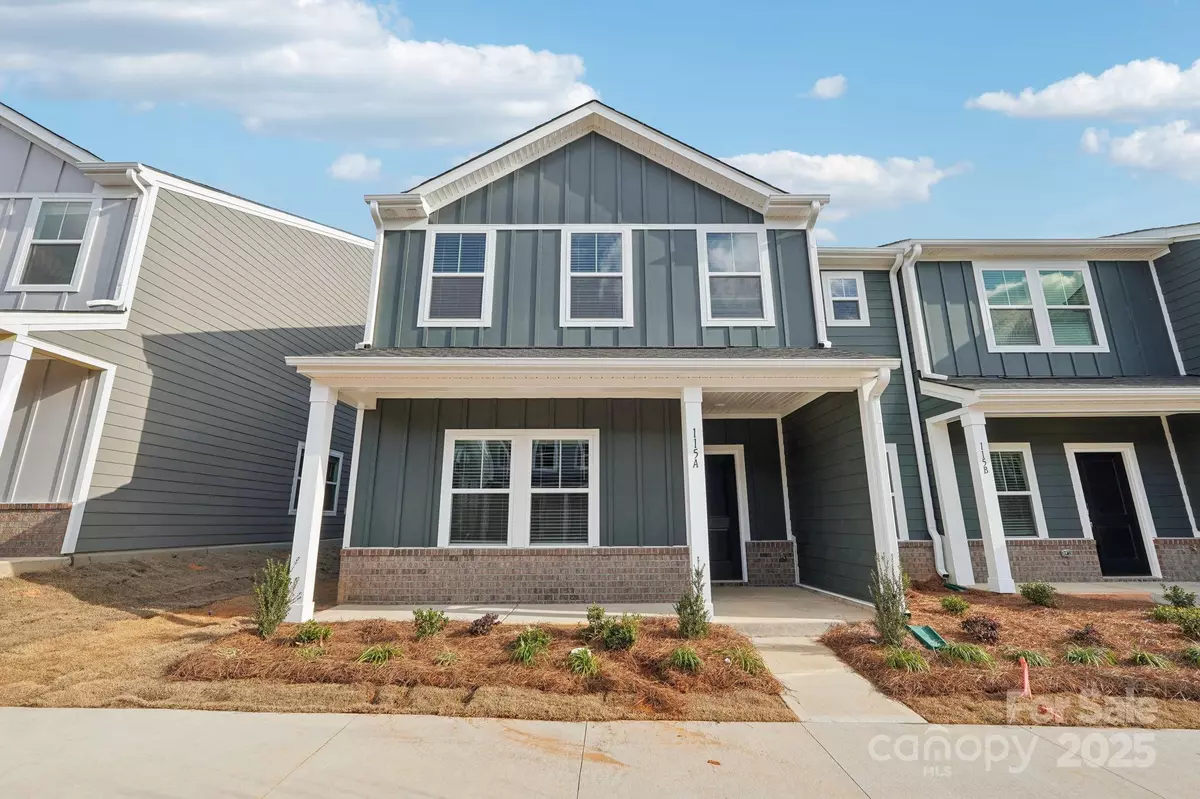 Mooresville, NC 28117,125 Utility LN #B