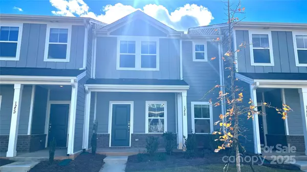 125 UTILITY LN #E, Mooresville, NC 28117