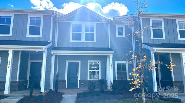 125 UTILITY LN #E, Mooresville, NC 28117