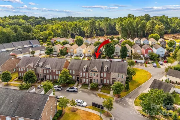 Davidson, NC 28036,15879 Sharon Dale DR