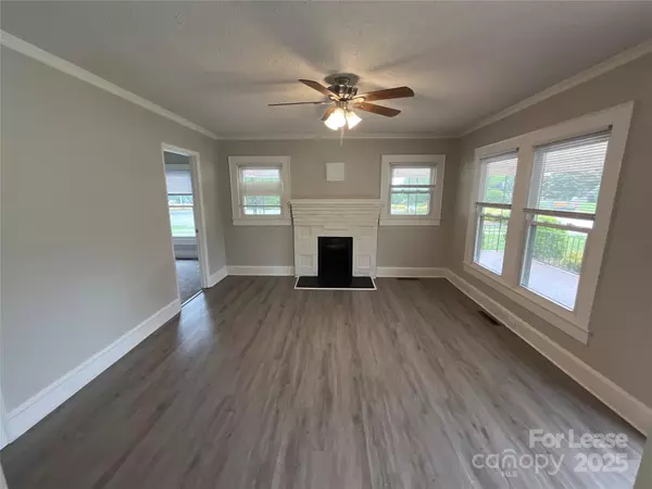 Kannapolis, NC 28083,1103 Jackson ST
