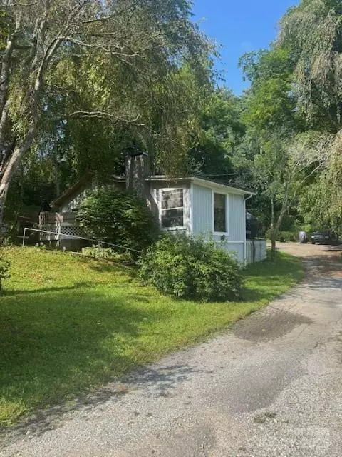 Hendersonville, NC 28739,57 Twin Ponds LN