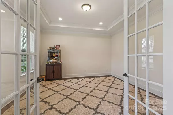 Matthews, NC 28104,809 Brown Creek DR