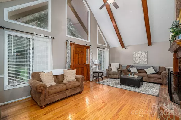 Lincolnton, NC 28092,801 Walker Branch RD