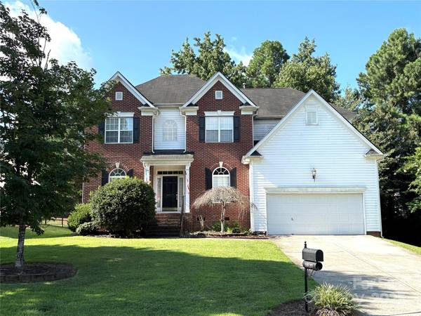 10527 Kilchurn CT, Charlotte, NC 28277