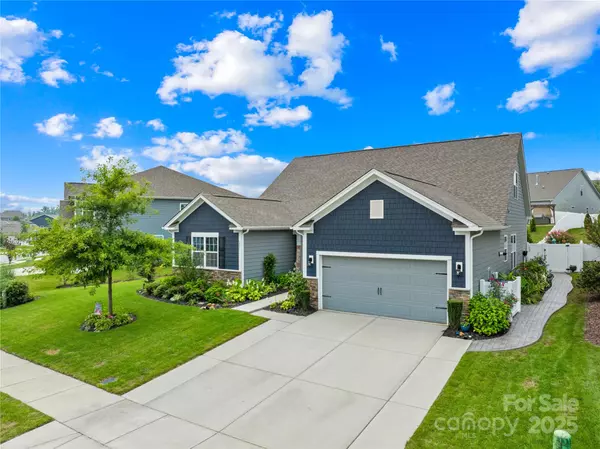 Mooresville, NC 28117,273 Preston RD