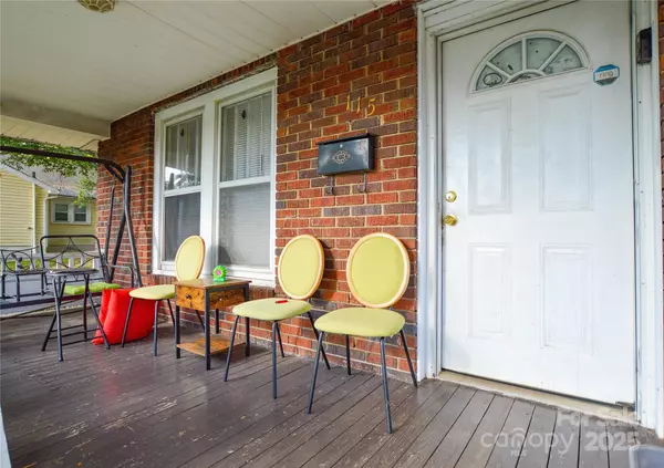 Statesville, NC 28677,115 N Patterson ST