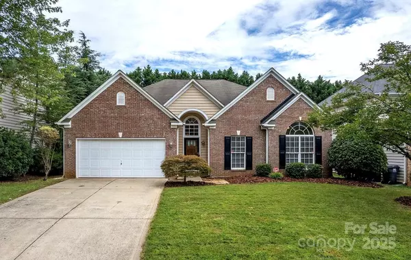 12602 Kemerton LN, Huntersville, NC 28078