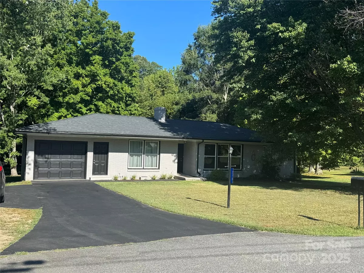 Rockwell, NC 28138,210 Ruth ST