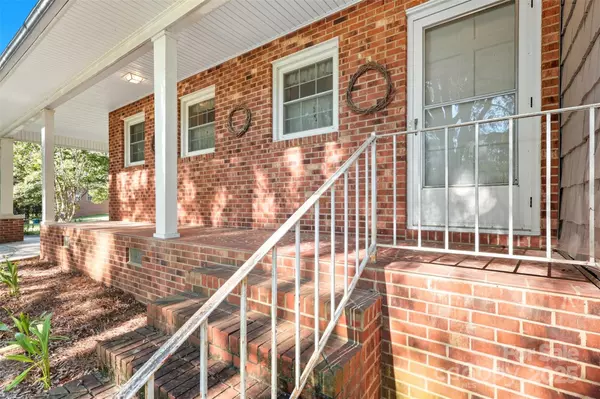 Salisbury, NC 28147,150 Magnolia CIR