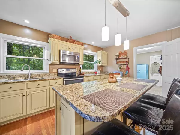 Statesville, NC 28625,358 New Salem RD