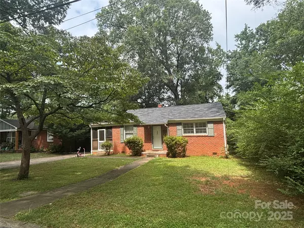 Charlotte, NC 28205,345 Fannie CIR