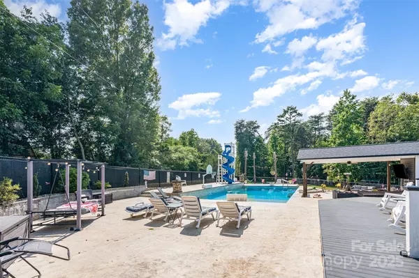 197 Sain RD, Statesville, NC 28625
