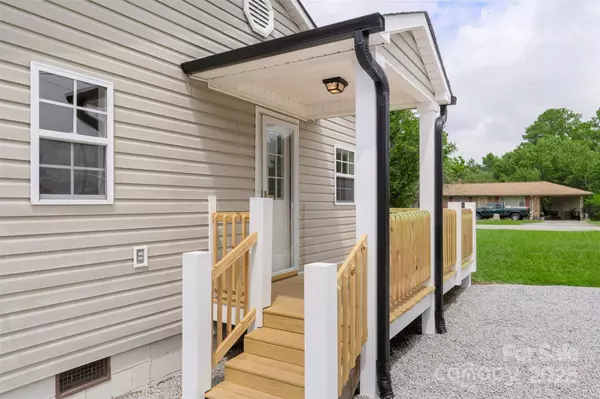 Lancaster, SC 29720,3114 Taxahaw RD