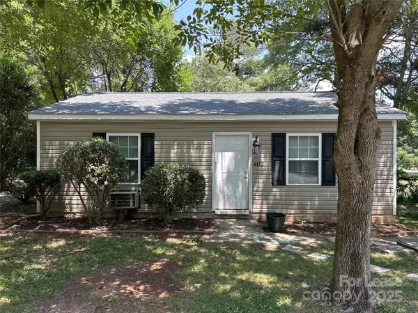 4412 Fair ST, Charlotte, NC 28208