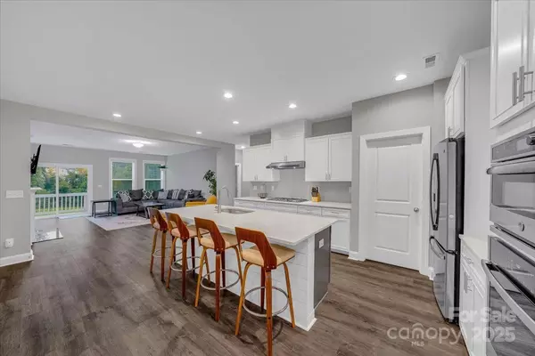 Mooresville, NC 28115,172 Caversham DR