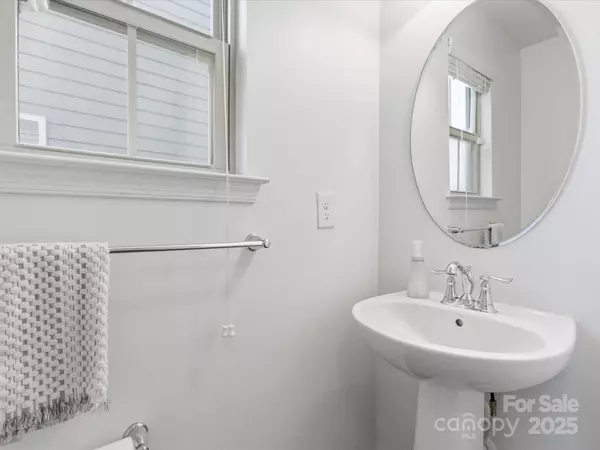 Charlotte, NC 28217,1304 Piedmont Park DR