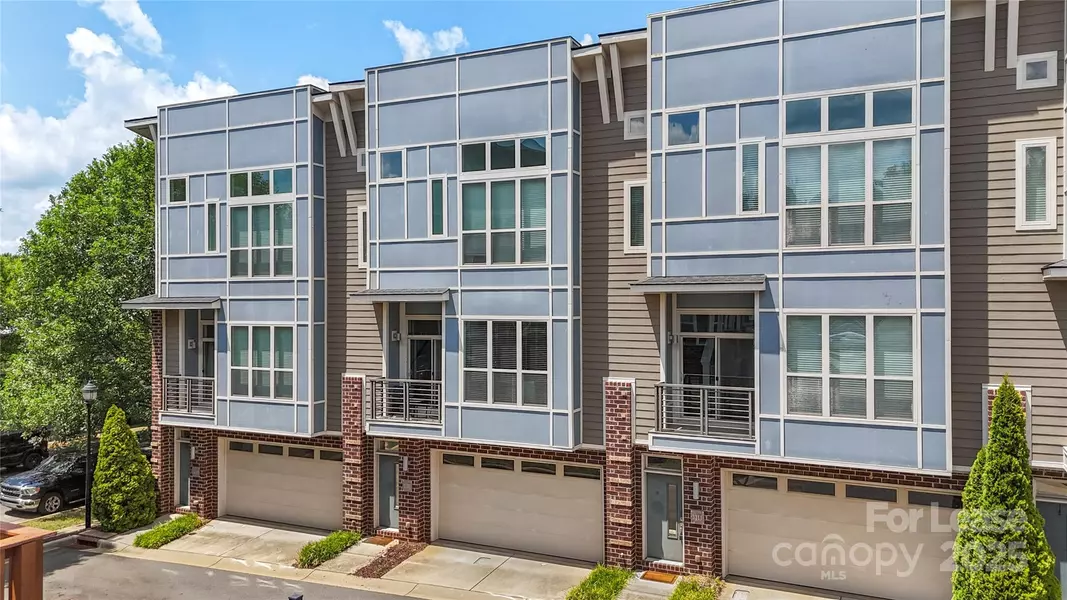 3307 Bessemer ST, Charlotte, NC 28205