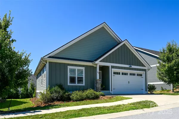 Hendersonville, NC 28792,63 Leyland CIR