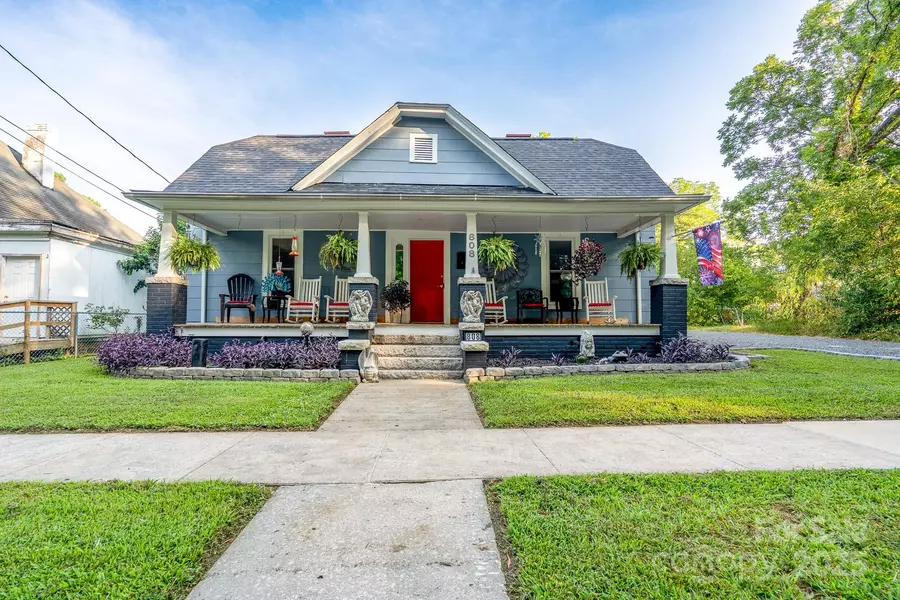 808 S Yadkin AVE, Spencer, NC 28159