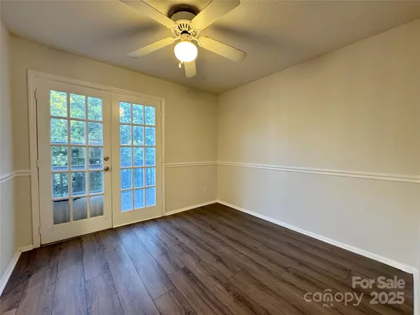 Gastonia, NC 28054,921 Nottingham DR